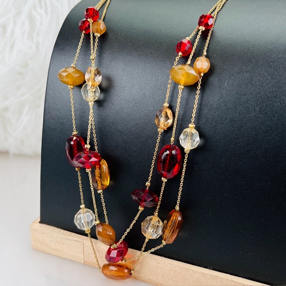 Pretty multi strand, red, clear and orange costume necklace - Picture 4 of 8